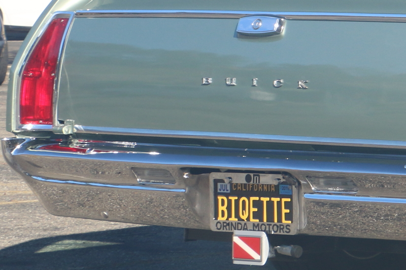 Biquette's personalized license plate'
